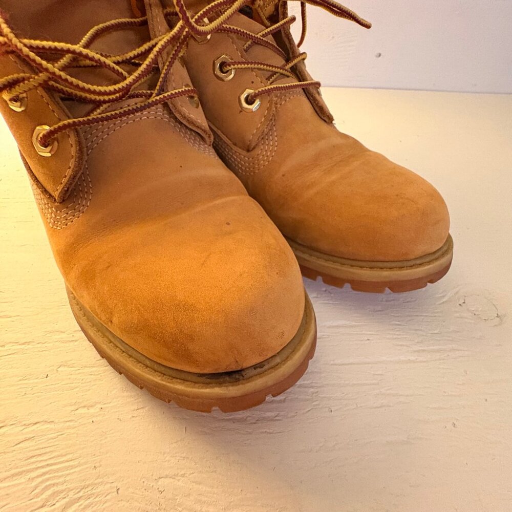 Timberland size 8 NARROW Tan Lace Up Boots for Women - Picture 4 of 5
